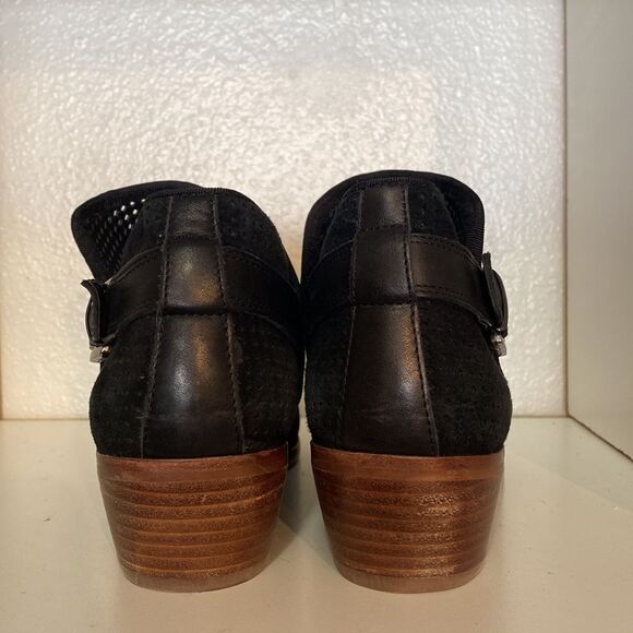 Sam Edelman Black Suede Perforated Ankle Booties Boho Chic Western Fall Street - Picture 3 of 16